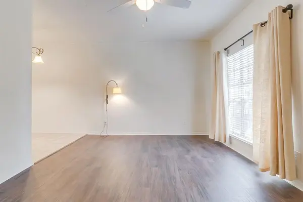 4438 Harlanwood Drive #211, Fort Worth, TX 76109