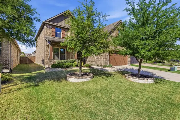 2811 Hackberry Creek Trail, Celina, TX 75078