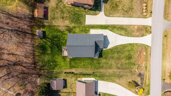 319 Mantle DR, Lynchburg, VA 24501