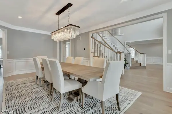 15 Roxbury Rd, Mahwah Twp., NJ 07430