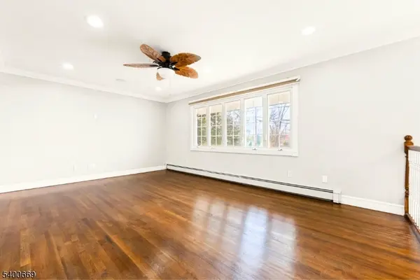 16 Gressinger Rd, Wayne Twp., NJ 07470