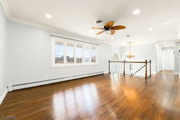 16 Gressinger Rd, Wayne Twp., NJ 07470