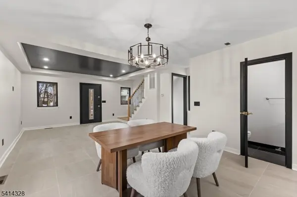 79 3Rd St, Somerville Boro, NJ 08876