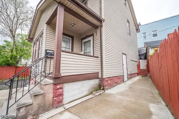 25-27 Goodwin Ave, Newark City, NJ 07112