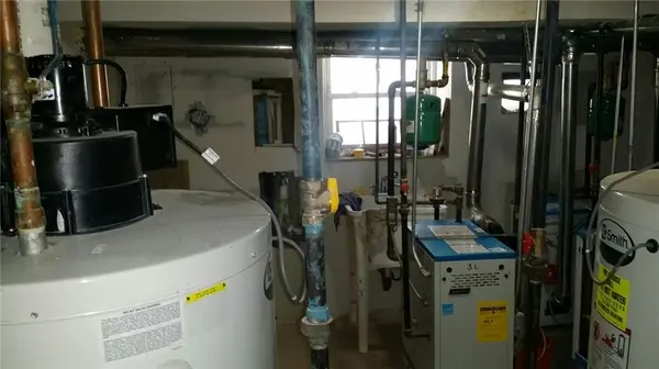 4415 Atlantic AVE, Brooklyn, NY 11224