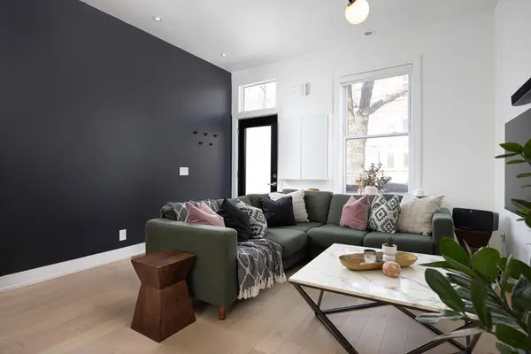 553 King ST E, Toronto C08, ON M5A 1M5