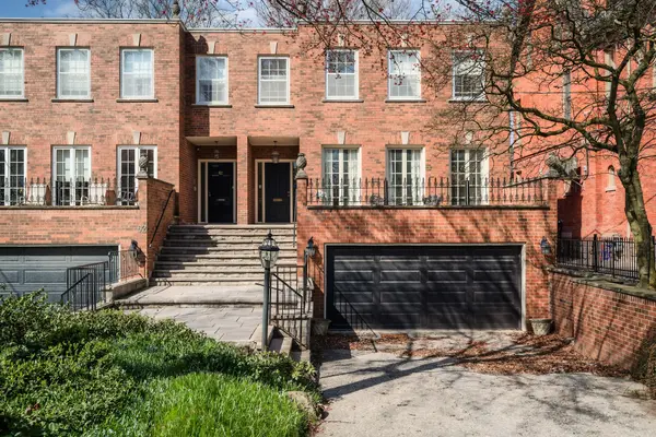 62 A Glen RD, Toronto C09, ON M4W 2V4