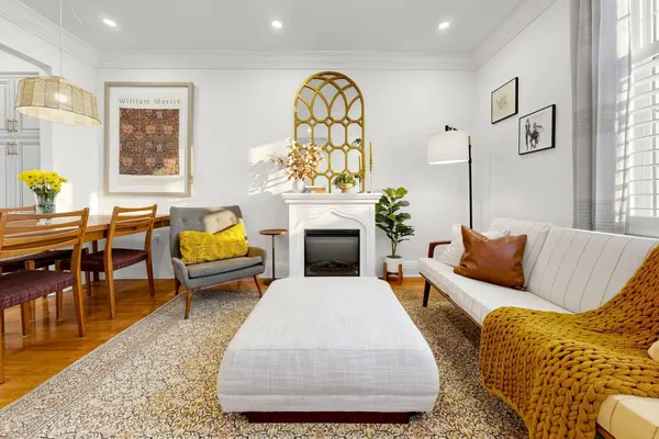 823 Sammon AVE, Toronto E03, ON M4C 2E7