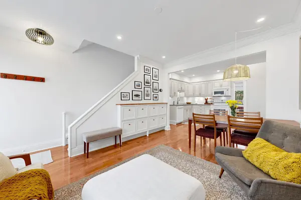 823 Sammon AVE, Toronto E03, ON M4C 2E7