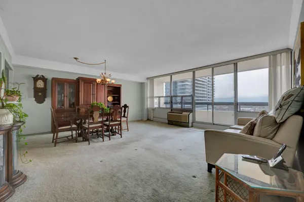 55 William ST E #1103, Oshawa, ON L1G 7C9