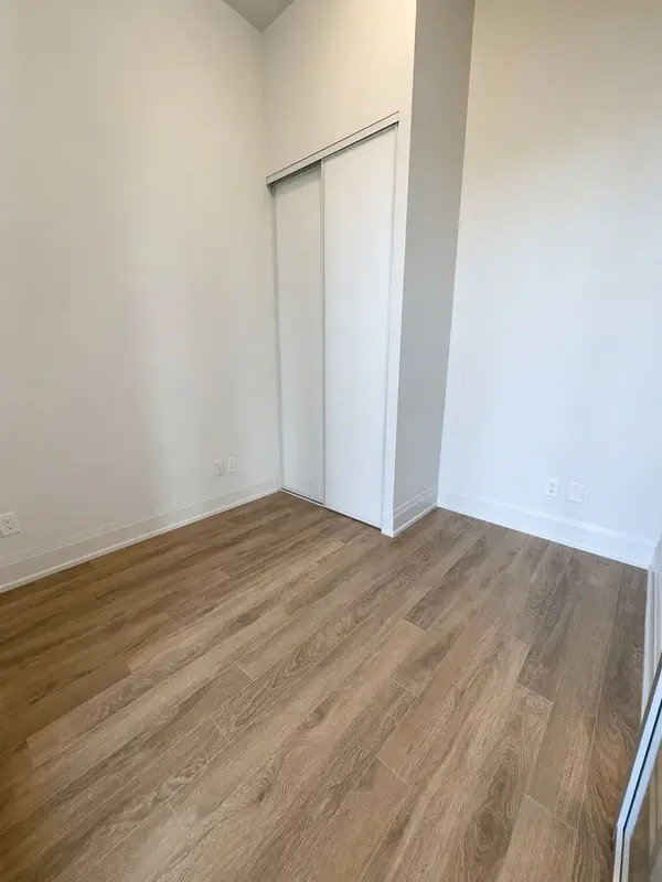 20 Meadowglen PL #2902, Toronto E09, ON M1G 0A8