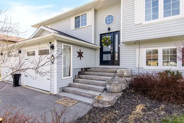 48 John ST, Severn, ON L0K 1E0