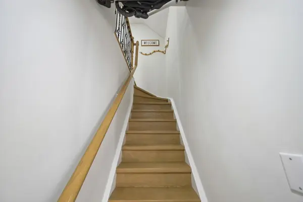 18 Laidlaw ST #1011, Toronto W01, ON M6K 1X2