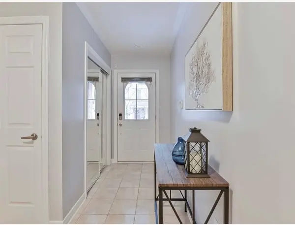 41 Cedar Lake CRES, Brampton, ON L6Y 0P9