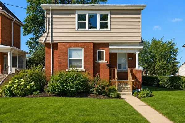 260 Prospect ST S, Hamilton, ON L8M 2Z9