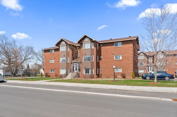 85 Edey ST #2A, Arnprior, ON K7S 1B9