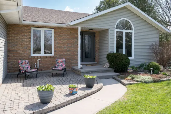 63 Pitts Landing RD, Madoc, ON K0K 2K0