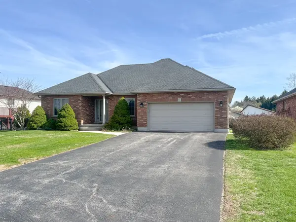 14 Yeager AVE, Norfolk, ON N3Y 5M6