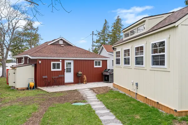 18 Third ST, Kawartha Lakes, ON K0M 1L0