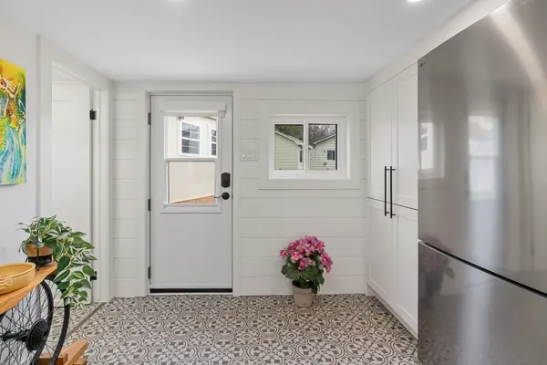 18 Third ST, Kawartha Lakes, ON K0M 1L0