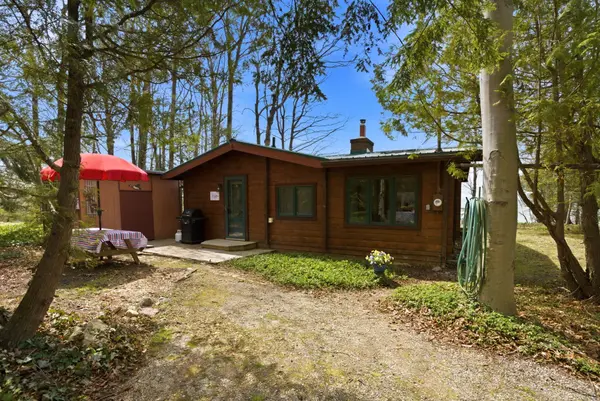 74515 Woodland DR, Bluewater, ON N0M 1G0