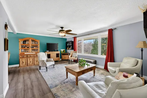 4333 Maple DR, Frontenac, ON K0H 2W0