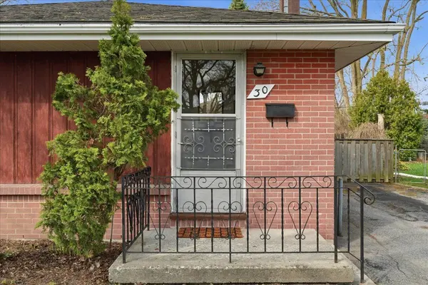 30 Lambert DR, Belleville, ON K8N 4K6