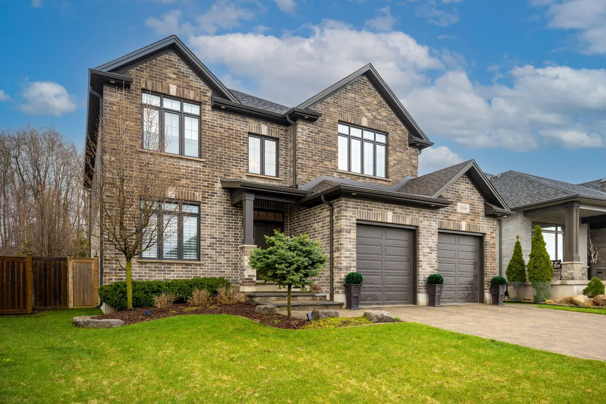 1066 Riverbend RD, London South, ON N6K 4Z3