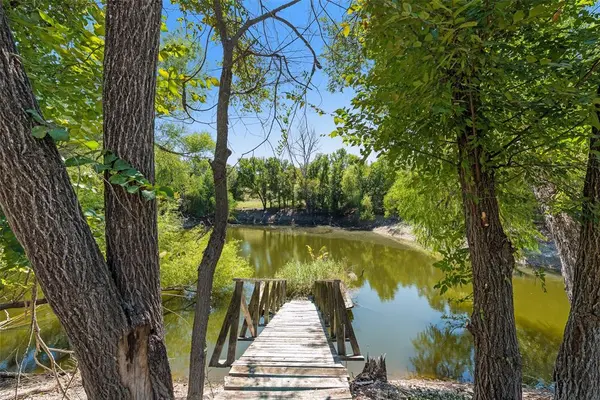 106 Rambling Trail, Weatherford, TX 76087