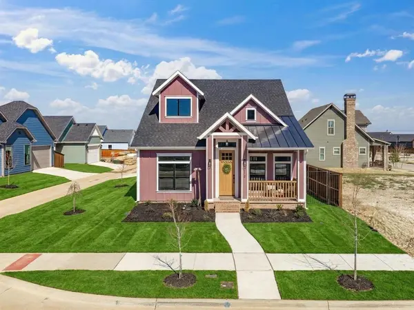 313 Dylan Way, Midlothian, TX 76065