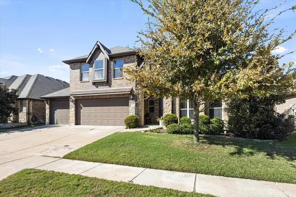 947 Mangrove Drive, Fate, TX 75087