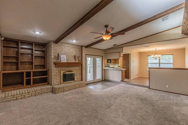 6901 Alexandria Court, Fort Worth, TX 76133