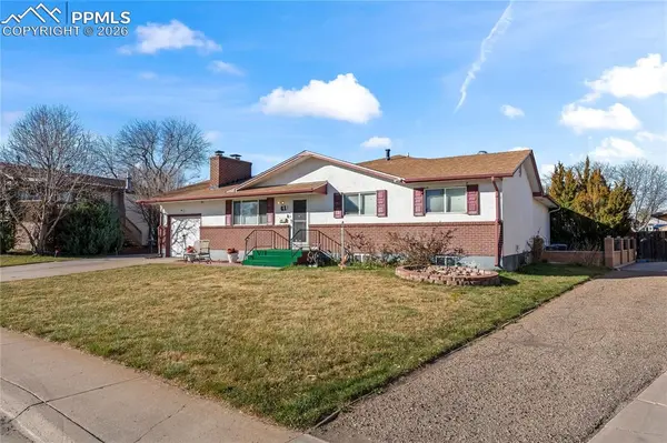 61 Radcliff LN, Pueblo, CO 81005