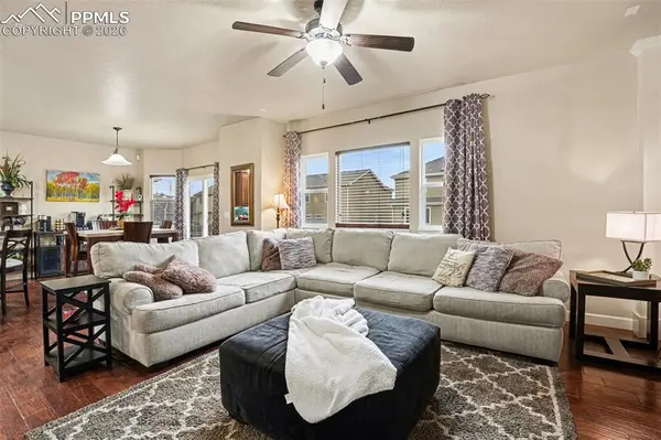 6638 Stingray LN, Colorado Springs, CO 80925