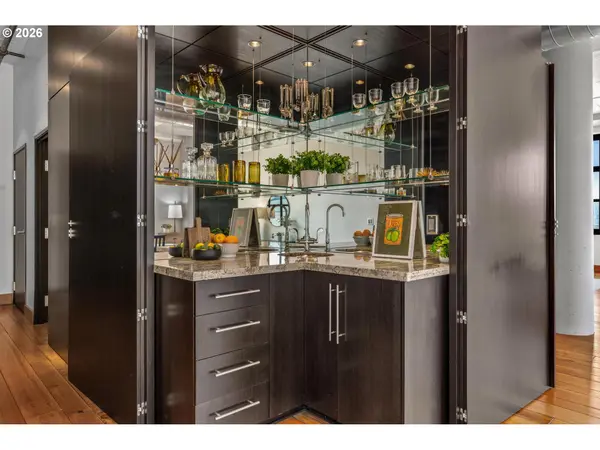 1400 NW Irving ST #609, Portland, OR 97209