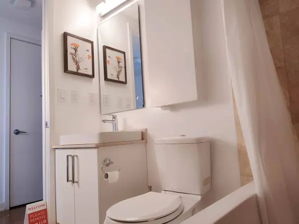 12 York ST #5006, Toronto C01, ON M5J 0A9