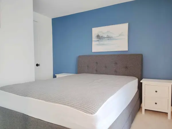 12 York ST #5006, Toronto C01, ON M5J 0A9