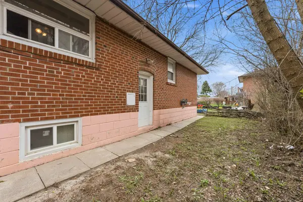 116 Shaftesbury ST #B1-Bsmt, Toronto C06, ON M3H 5L9