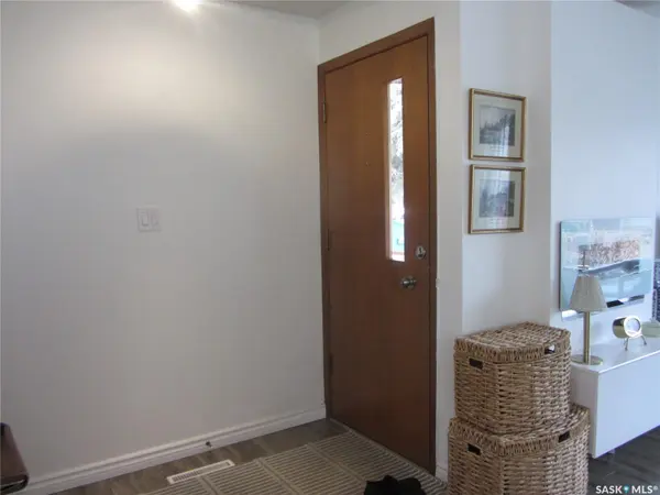 1802 Arlington AVENUE, Saskatoon, SK S7H 2Y7