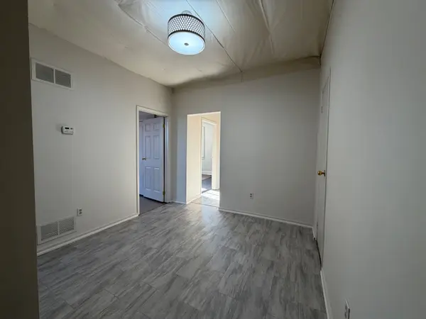 30 First AVE #Main, Orangeville, ON L9W 1H8