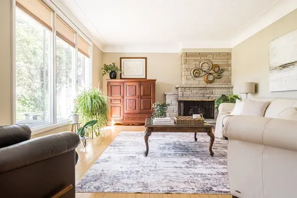 129 Oneida BLVD, Hamilton, ON L9G 3C7