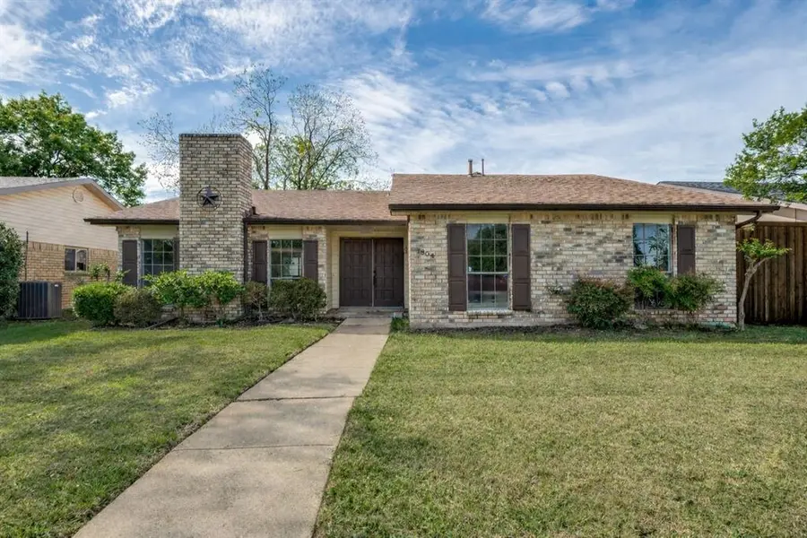 1804 Clear Creek Lane, Carrollton, TX 75007