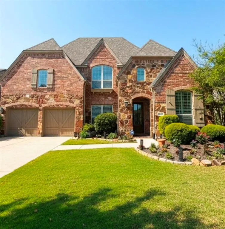 944 Highpoint Way, Roanoke, TX 76262
