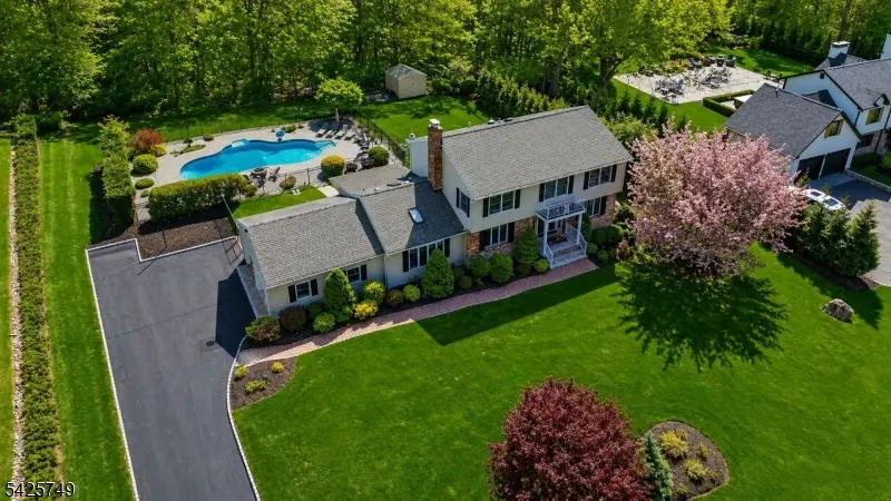 112 Urban Club Rd, Wayne Twp., NJ 07470