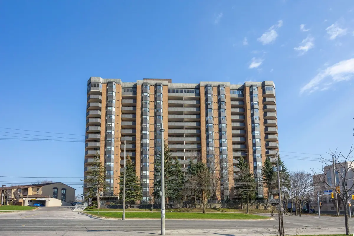 3845 Lake Shore BLVD W #411, Toronto W06, ON M8W 4Y3