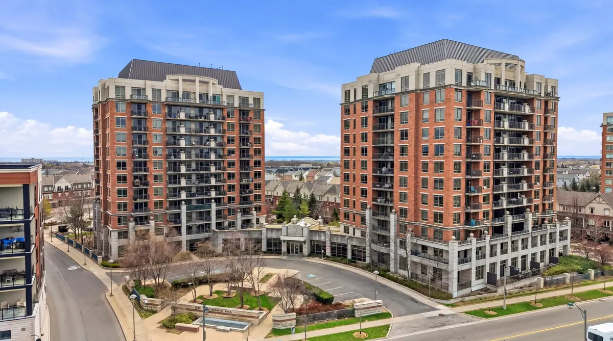 2379 Central Park DR #601, Oakville, ON L6H 0E3