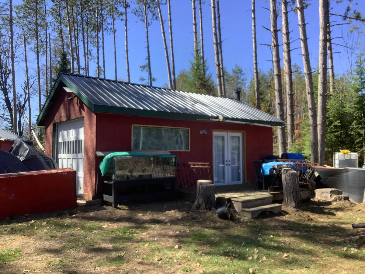 1106 Homestead RD, Highlands East, ON K0L 1C0