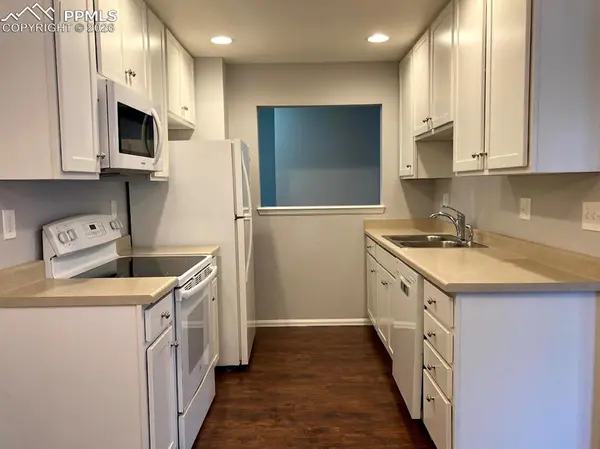 4257 Hunting Meadows CIR, Colorado Springs, CO 80916