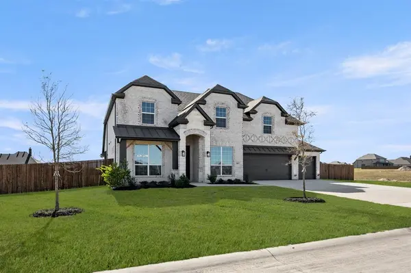 109 Golden Jackal Court, Godley, TX 76044