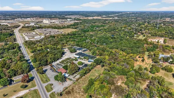 000 Grayson Drive, Denison, TX 75020